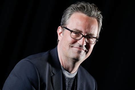 matthew perry jeune|Though still grieving, Matthew Perry’s loved ones are。